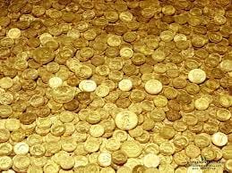 У врачей и педагогов солидные зарплаты, говорят им. Но они не верят